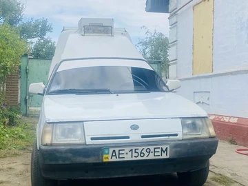 Авто ЗАЗ Таврия 2001 № 8041647