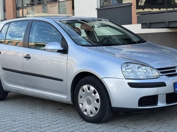Авто Volkswagen Golf 2004 № 8041690