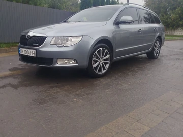 Авто Skoda Superb 2012 № 8041722