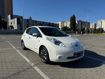 Авто Nissan Leaf 2014 № 8041731