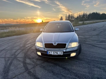 Авто Skoda Octavia 2004 № 8041800