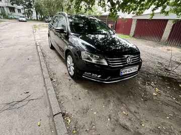 Авто Volkswagen Passat Variant 2011 № 8041977
