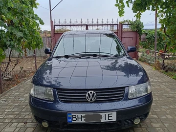 Авто Volkswagen Passat Sedan 1997 № 8042084