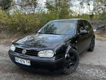 Авто Volkswagen Golf 1998 № 8042117