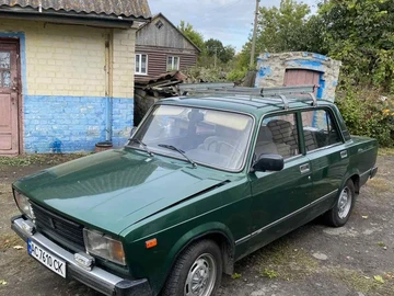 Авто ВАЗ 2105 1982 № 8042121