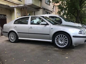 Авто Skoda Octavia 2003 № 8042331