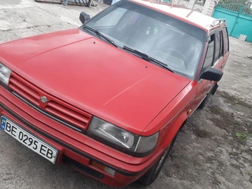 Авто Nissan Bluebird 1990 № 8042347