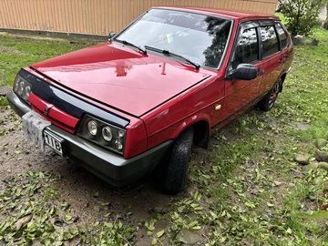Авто ВАЗ 2109 1990 № 8042494