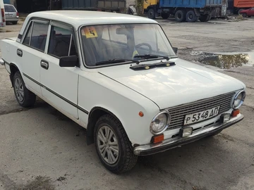 Авто ВАЗ 2101 1980 № 8042516