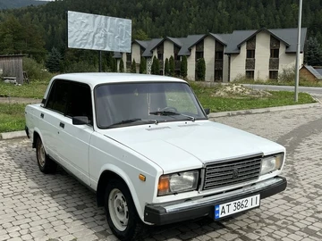 Авто ВАЗ 2107 1992 № 8042529