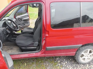 Авто Peugeot 204 2005 № 8042538