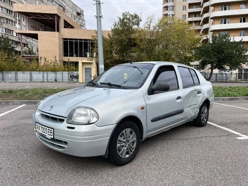Авто Renault Clio 2000 № 8042749