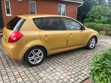 Авто KIA Cee X27 D 2007 № 8042787