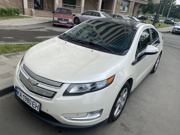 Авто Chevrolet Volt 2012 № 8042909