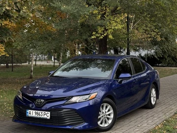 Авто Toyota Camry 2018 № 8043018