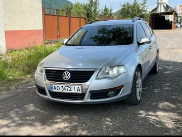 Авто Volkswagen Passat Variant 2010 № 8043039