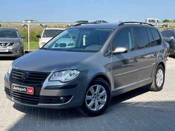 Авто Volkswagen Touran 2008 № 8043049