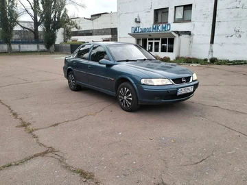 Авто Opel Vectra 2000 № 8043075
