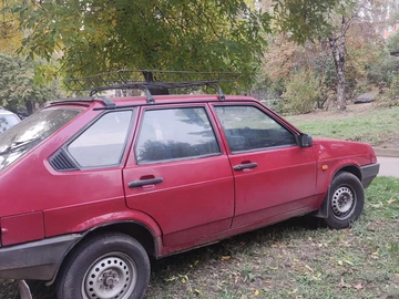 Авто ВАЗ 2109 1989 № 8043101