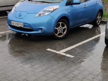 Авто Nissan Leaf 2012 № 8043119