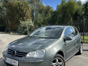 Авто Volkswagen Golf 2005 № 8043176