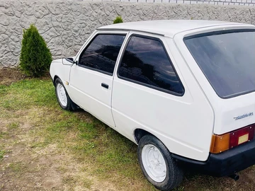 Авто ЗАЗ 1102 1993 № 8043194