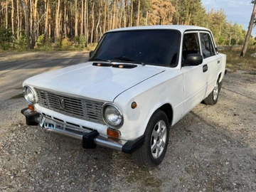 Авто ВАЗ 2101 1982 № 8043204