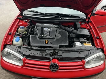 Авто Volkswagen Golf 1998 № 8043211