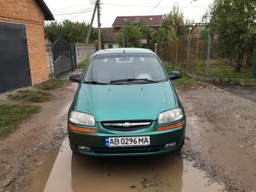 Авто Chevrolet Aveo 2004 № 8043227