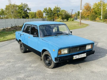 Авто ВАЗ 2107 1990 № 8043234