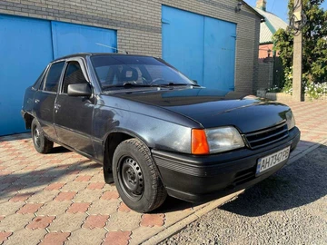 Авто Opel Kadett 1990 № 8043426