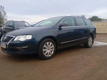 Авто Volkswagen Passat Variant 2005 № 8043463