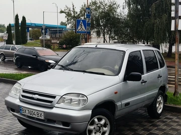 Авто Chevrolet Niva 2005 № 8043504