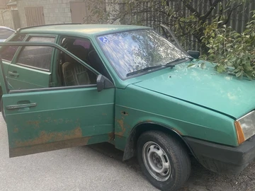Авто ВАЗ 21091 1988 № 8043572