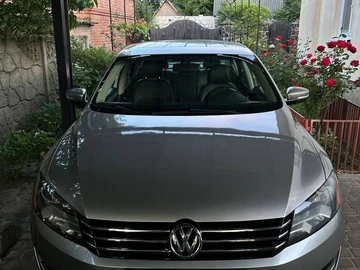 Авто Volkswagen Passat Sedan 2012 № 8043625