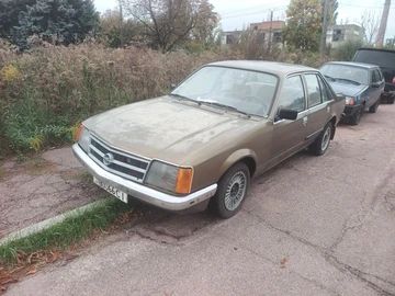 Авто Opel Commodore 1980 № 8043775