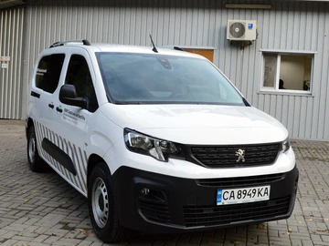 Авто Peugeot Partner 2023 № 8043789
