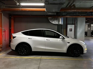 Авто Tesla Roadster 2022 № 8043902
