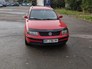 Авто Volkswagen Passat Variant 2000 № 8043920