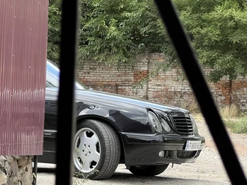 Авто Mercedes E Серия 2001 № 8043952