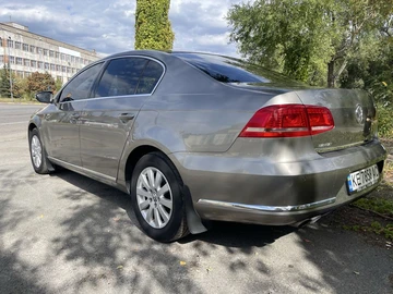 Авто Volkswagen Passat Sedan 2012 № 8043966