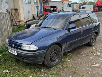Авто Opel Astra 1994 № 8044116