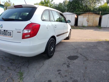 Авто Skoda Fabia 2012 № 8044118