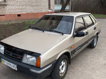 Авто ВАЗ 21099 2000 № 8044131
