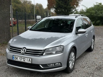 Авто Volkswagen Passat Variant 2014 № 8044163