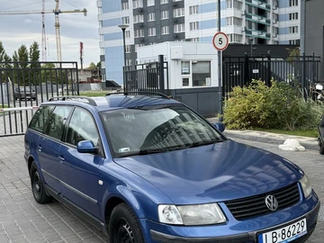 Авто Volkswagen Passat Variant 2000 № 8044237