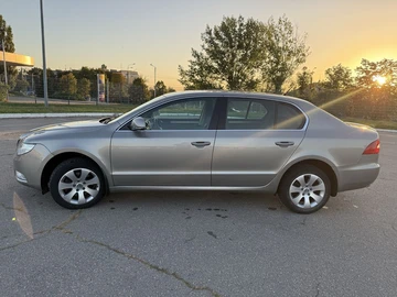 Авто Skoda Superb 2008 № 8044263