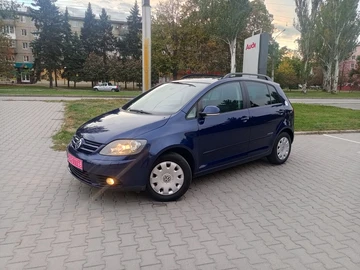 Авто Volkswagen Golf Plus 2008 № 8044284
