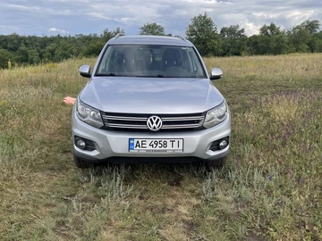 Авто Volkswagen Tiguan 2012 № 8044527