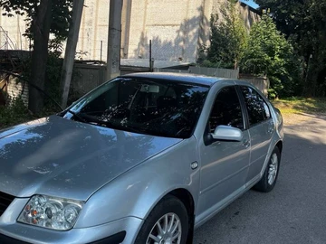 Авто Volkswagen Bora 2002 № 8044603